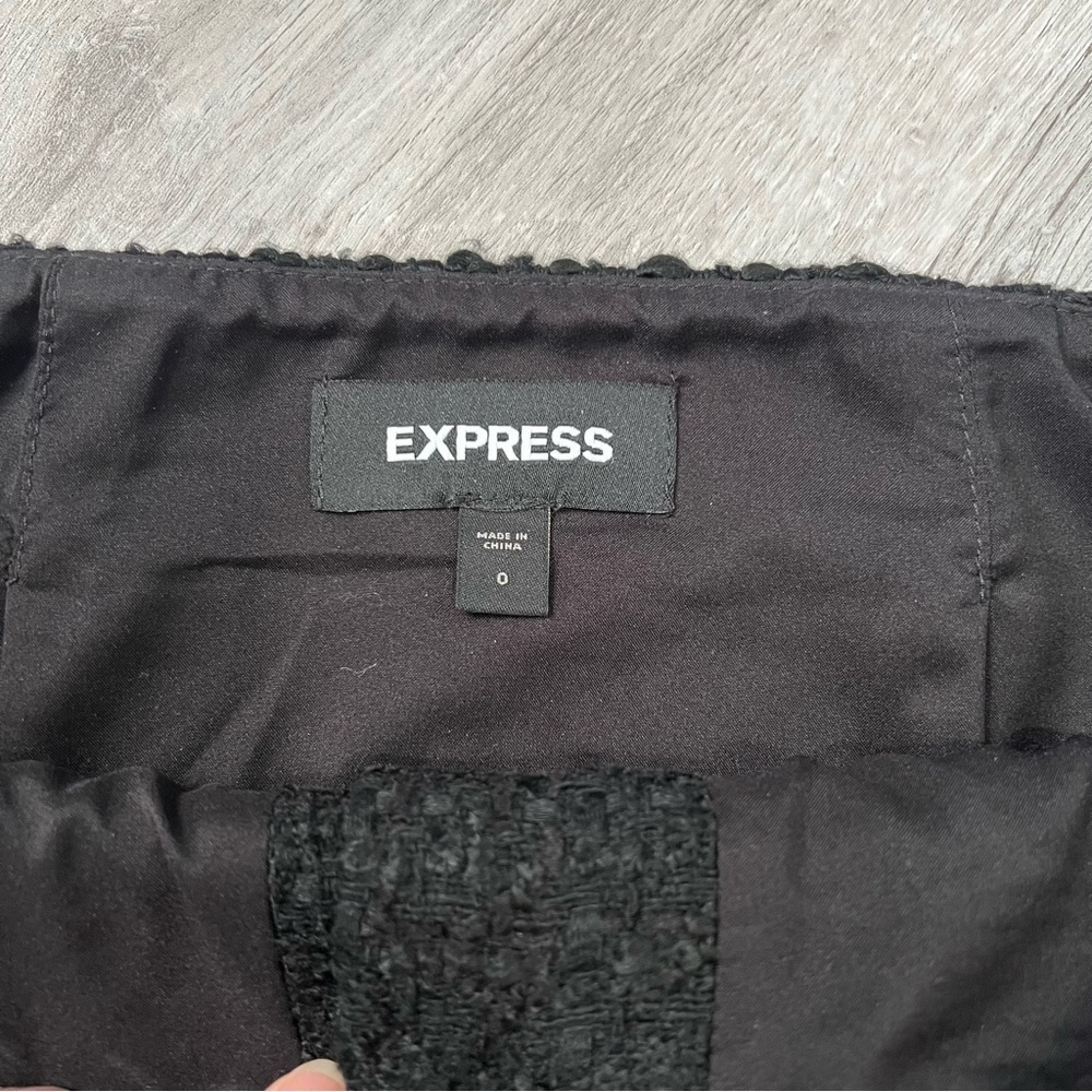 Skirt - Picture 2 of 3